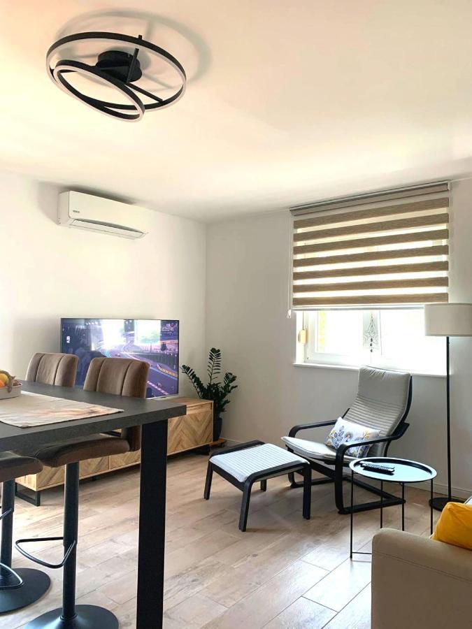 Apartamento Ulike I Pini Pula Exterior foto