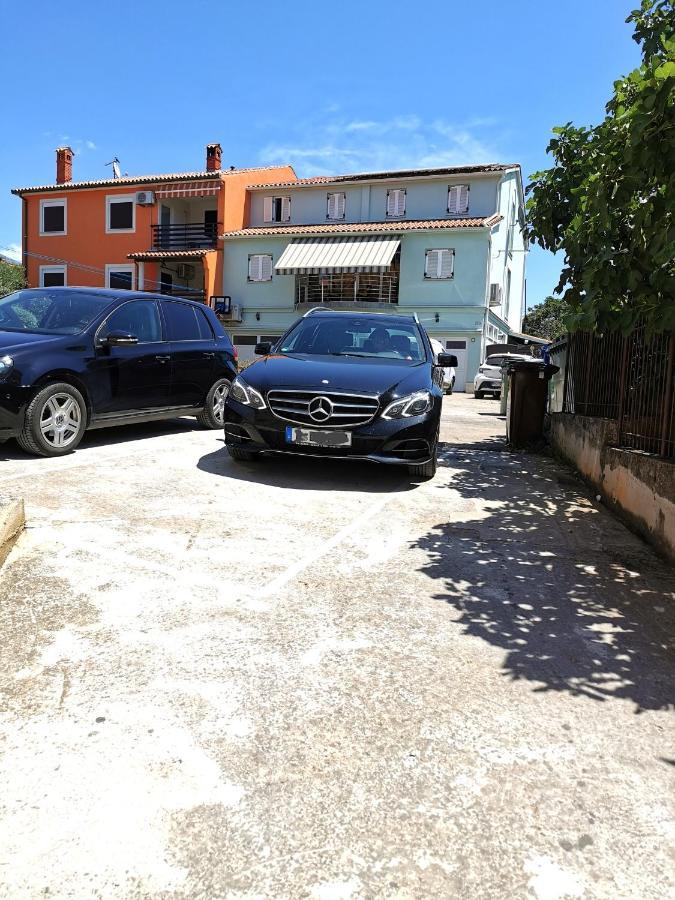 Apartamento Ulike I Pini Pula Exterior foto